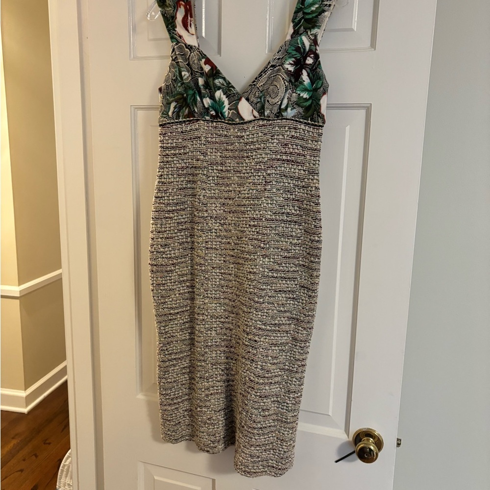St. John Dress - Picture 5 of 5